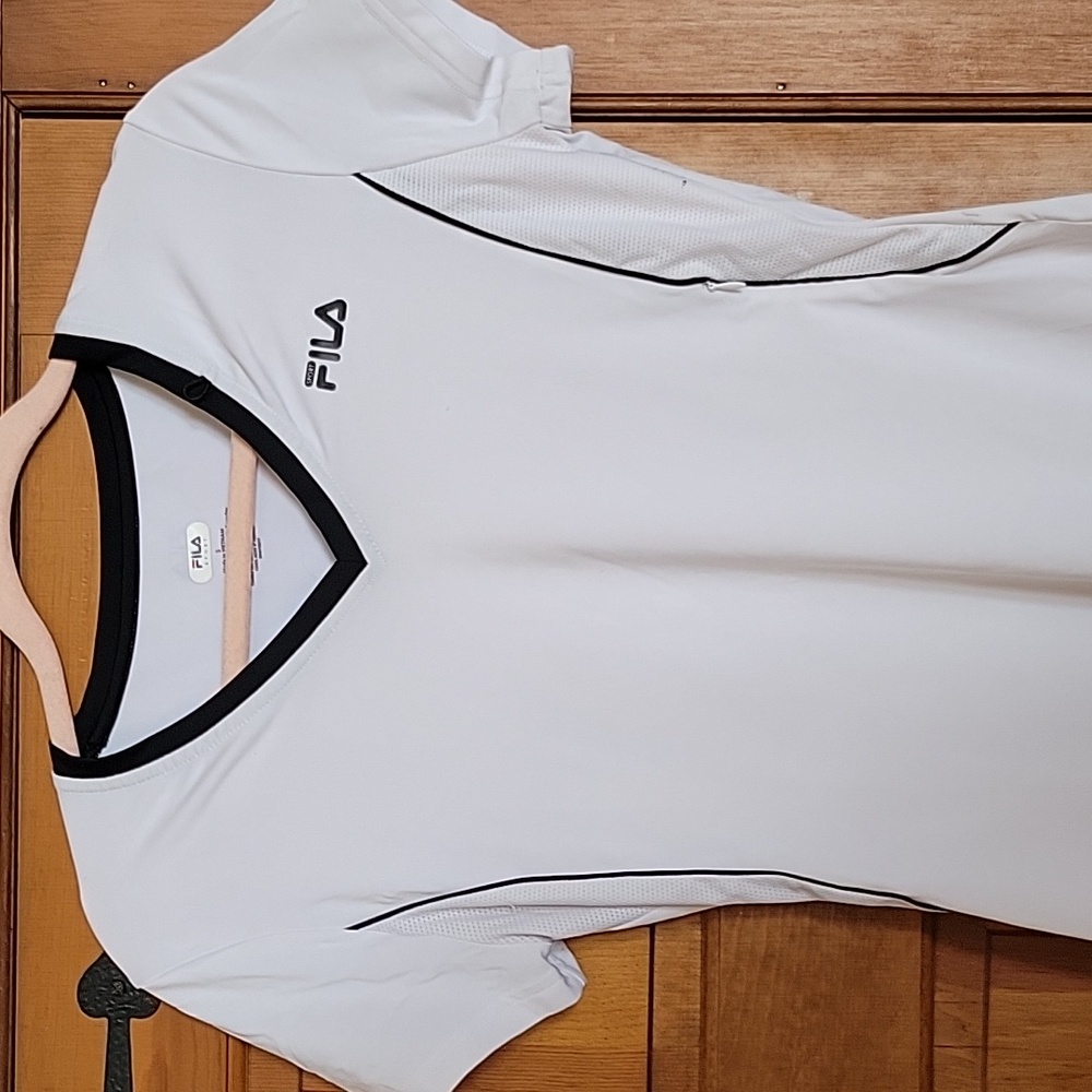 Fila Women's White V-Neck Top